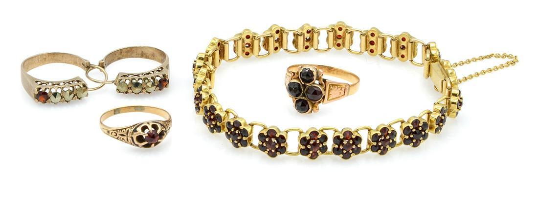 Garnet lot (4) includes 9k, 10k, 12k, Bohemian, rings, (1 of 1)