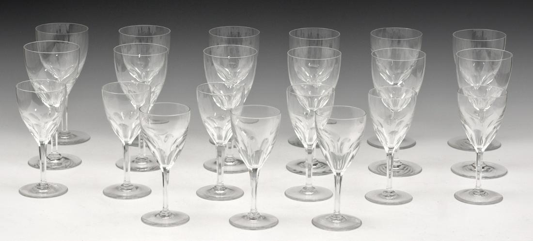 21 Pieces Baccarat Genova Cut Crystal Stemware: 21 Pieces Baccarat Genova Cut Crystal Stemware. 12 White Wine, 7 3/8" and 9 Port, 6 3/8". Very good condition.