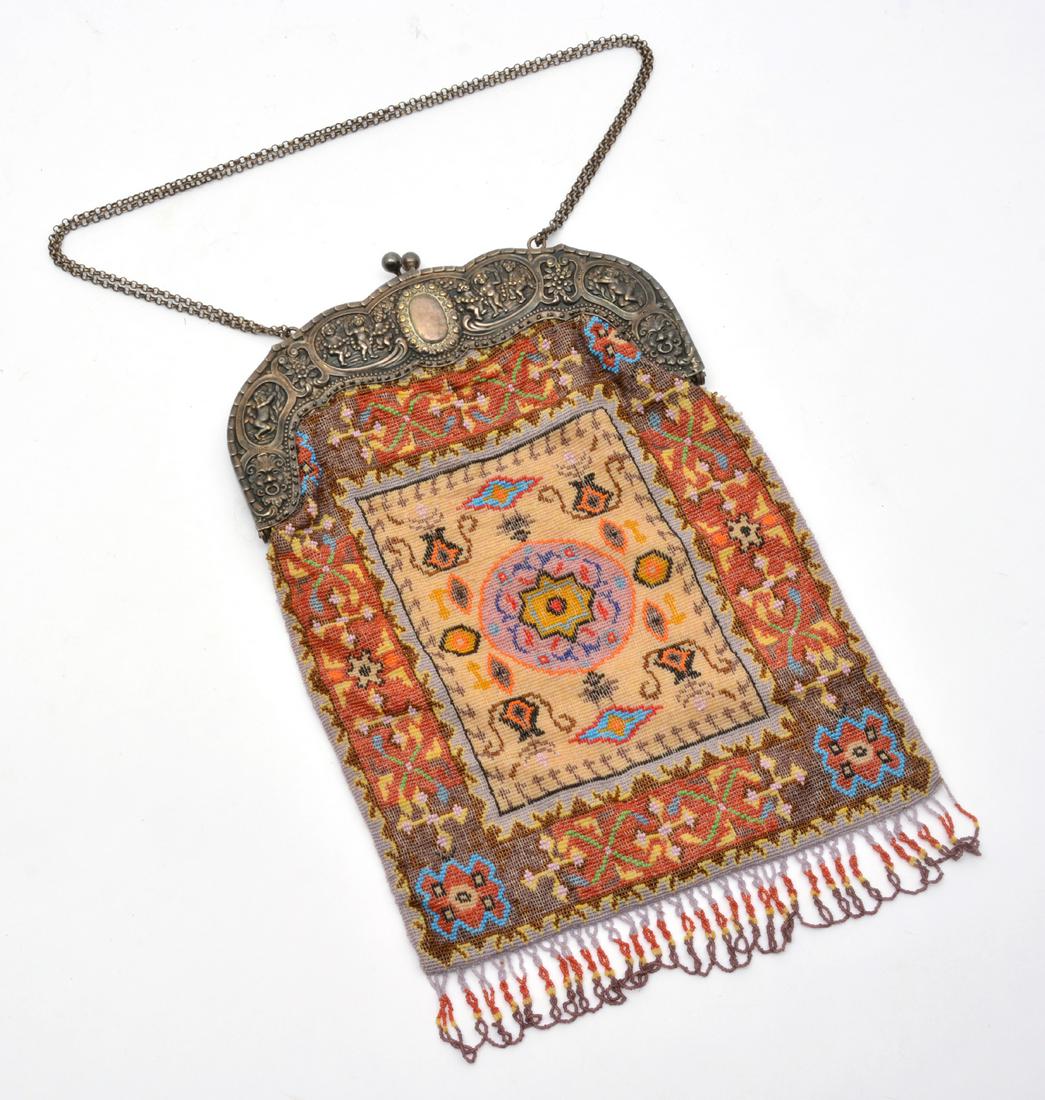 Victorian "Alpaca" large beaded bag, fancy frame. (1 of 2)