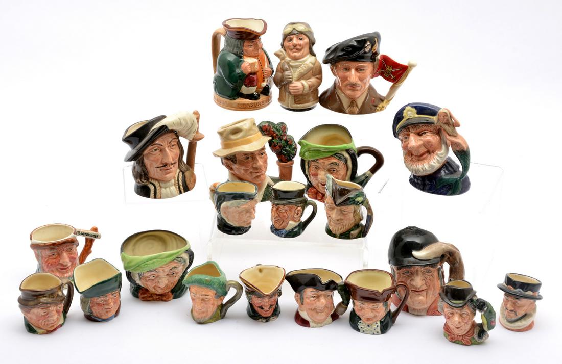 Royal Doulton Small (13) & Medium (8) Toby Jugs (1 of 3)