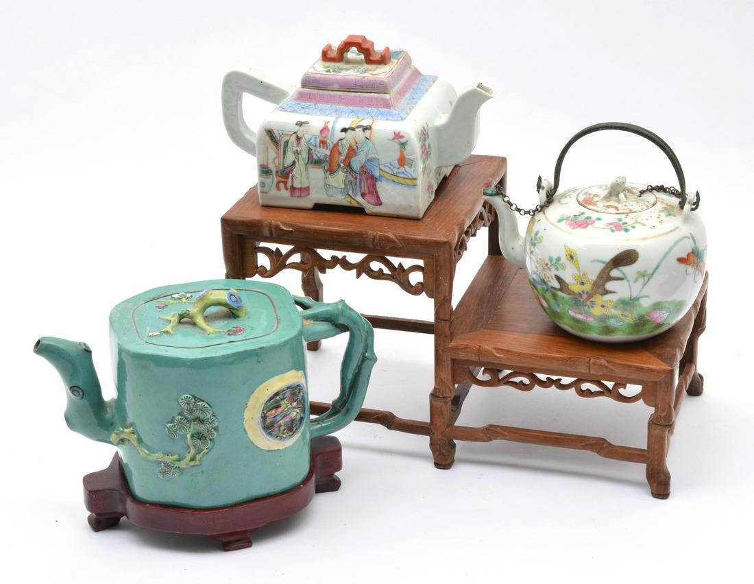 3 Chinese Porcelain Teapots. (1 of 5)