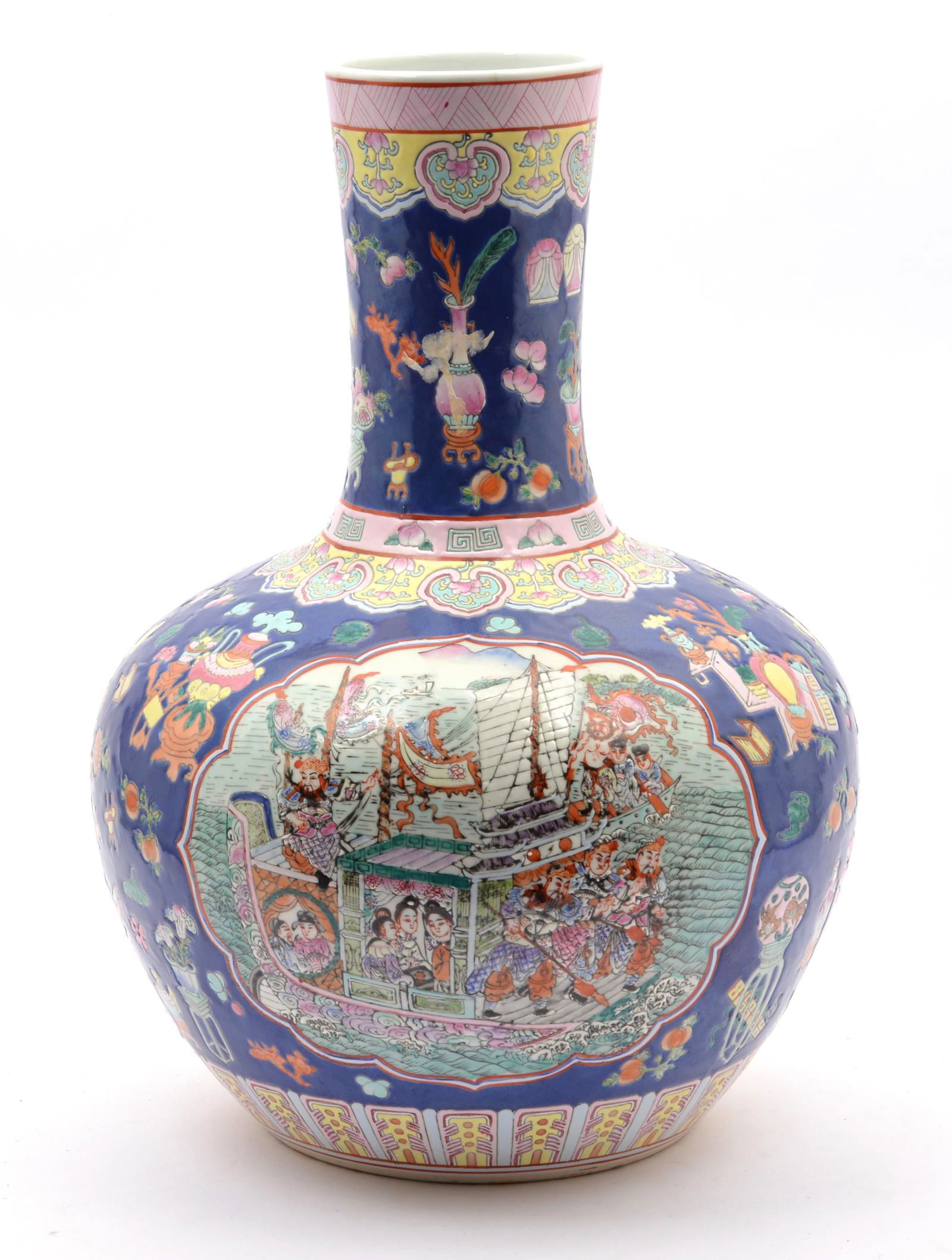 Large Chinese Porcelain Bulbous Decorated Vase. 21" (1 of 4)