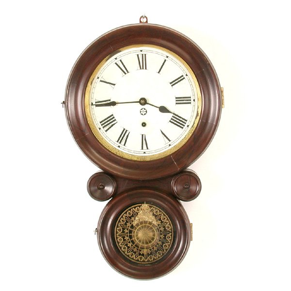 New Haven Figure Eight Clock