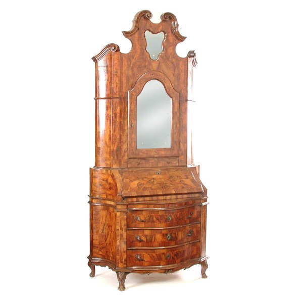 Italian Burlwood Rococo Style Desk