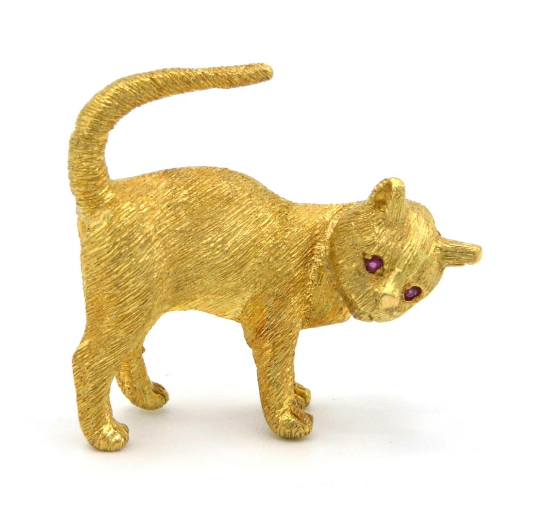 18K Gold cat pin with ruby eyes. (1 of 3)