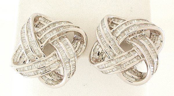 4.13ctw. Dia Earrings.