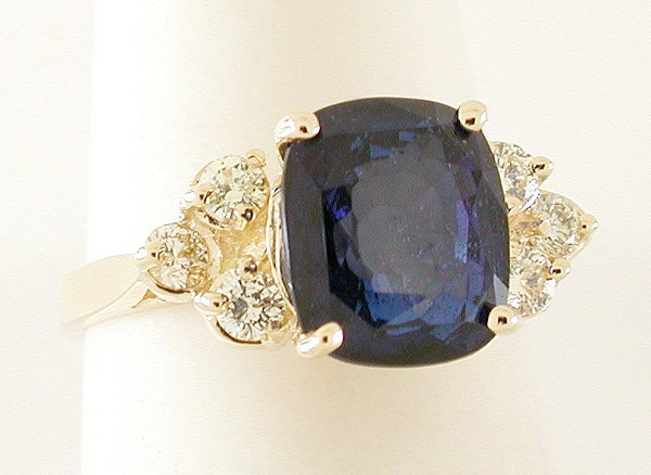Sapphire/Dia Ring.