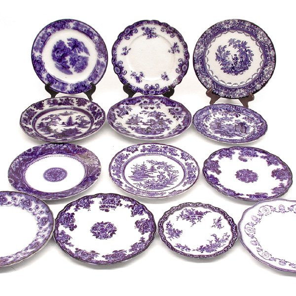 13 Pcs. Flow Blue Porcelain; 12 Shaped Dinner Plat: DINNERWARE. Collection of twelve scalloped edge flow blue dinner plates; floral decoration, English scenes, Chinoiserie together with one bowl, various makers, good condition, minor losses, largest pl