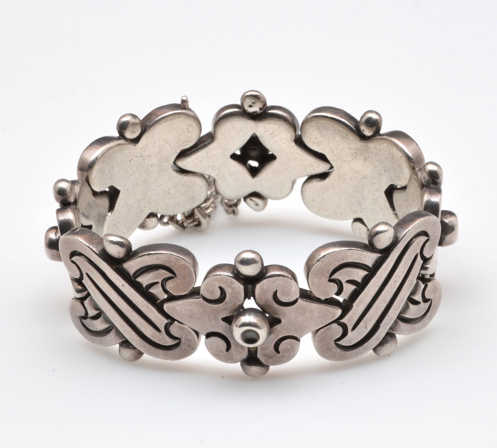 Hector Aguilar sterling silver bracelet (1 of 4)