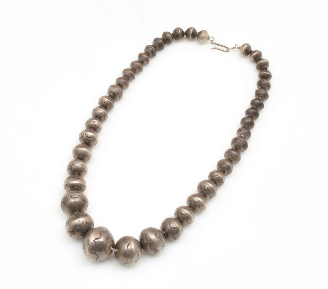 Old Pawn Native American Silver Graduated Bead Necklace (1 of 2)