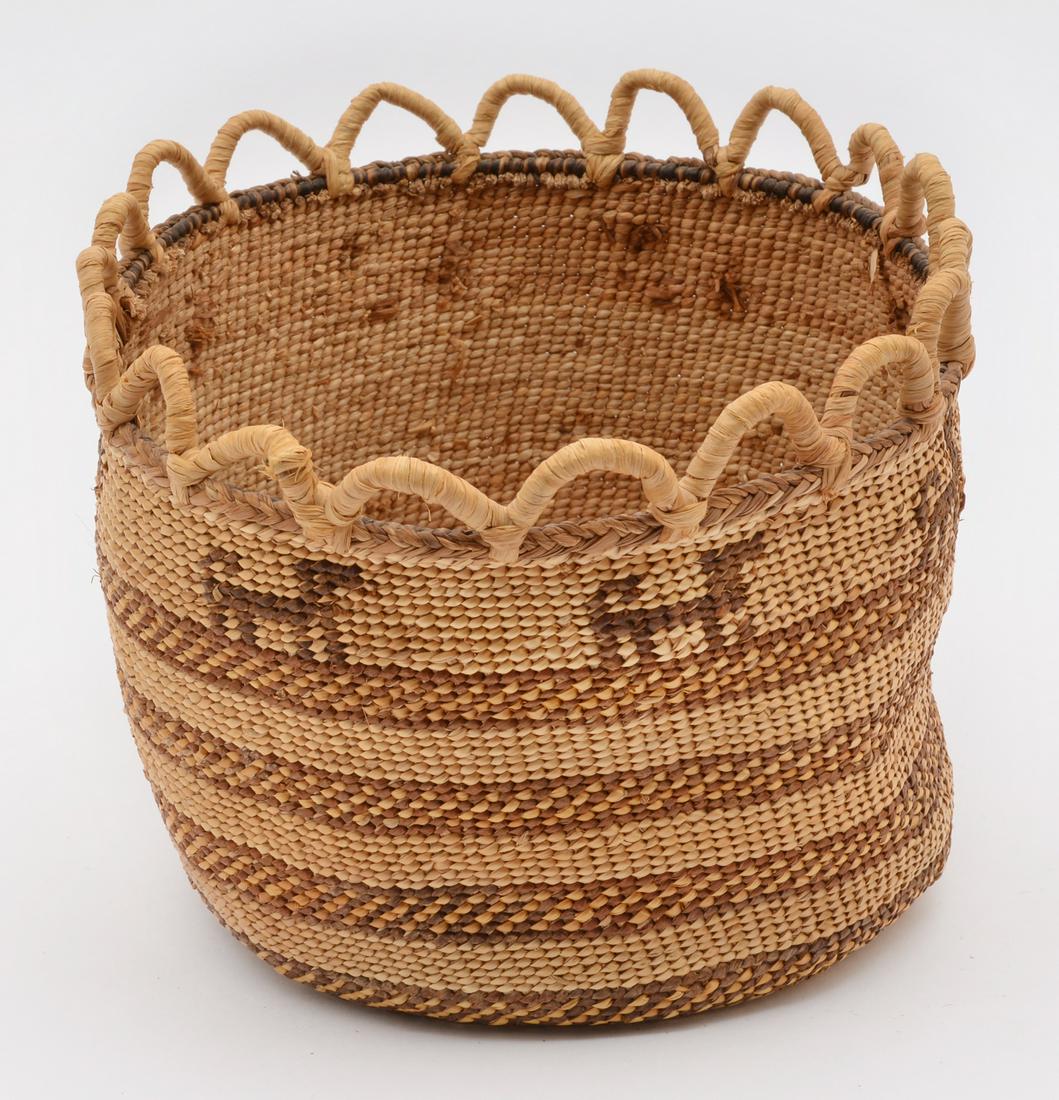Skokomish Native American polychrome basket (1 of 4)