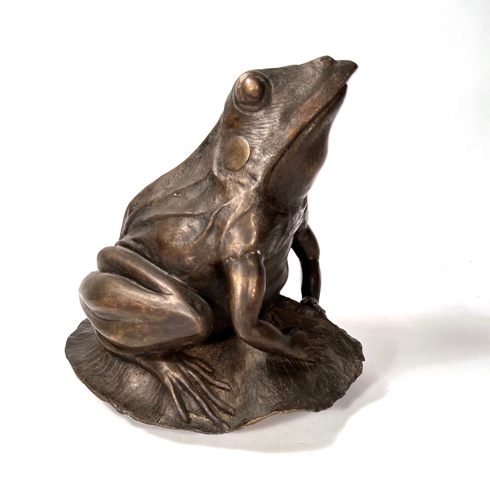 Japanese Bronze Frog seated on a lily pad, 19th/20th c (1 of 6)