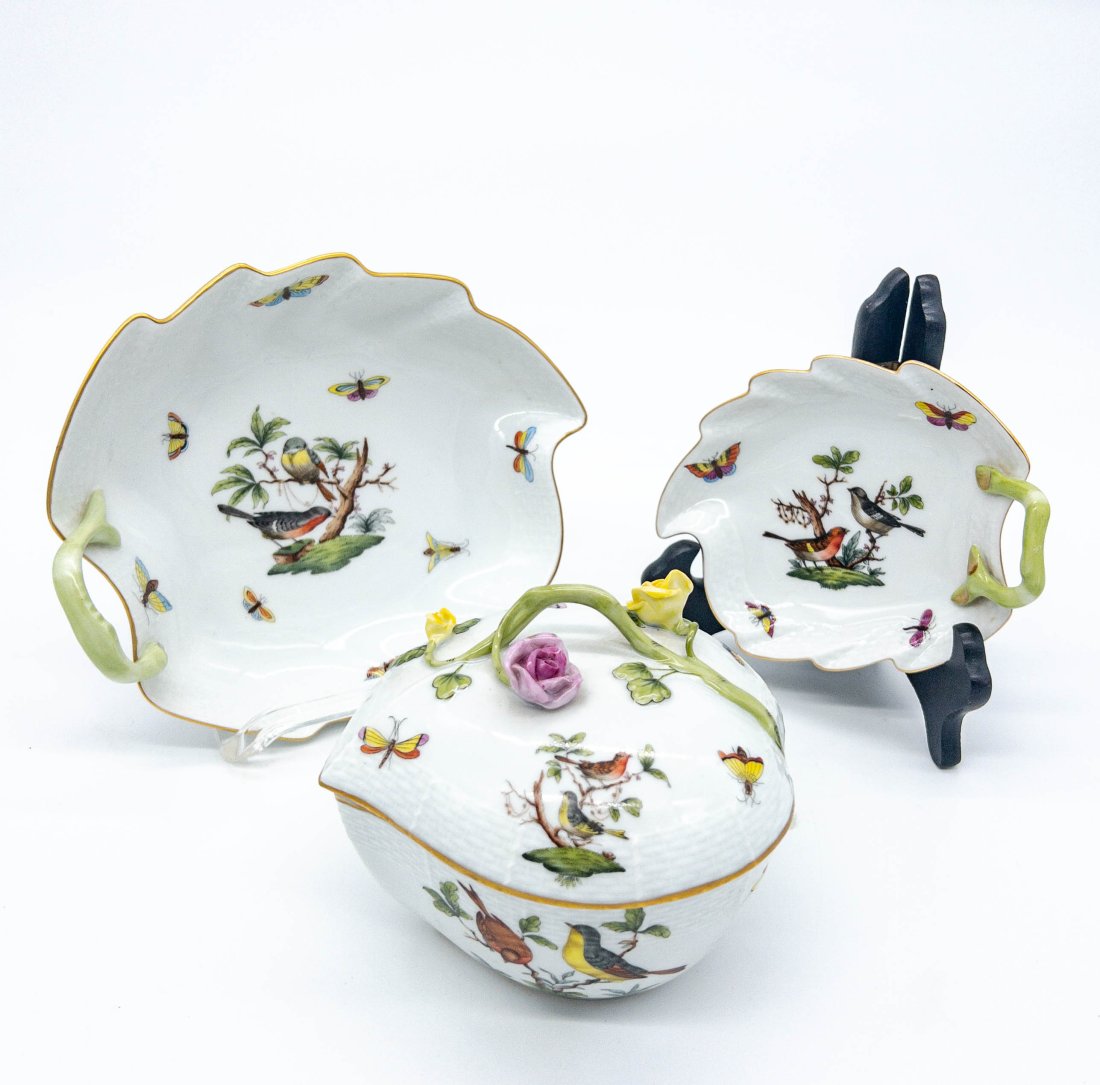 Three pieces of Herend Rothschild bird dishes (1 of 10)