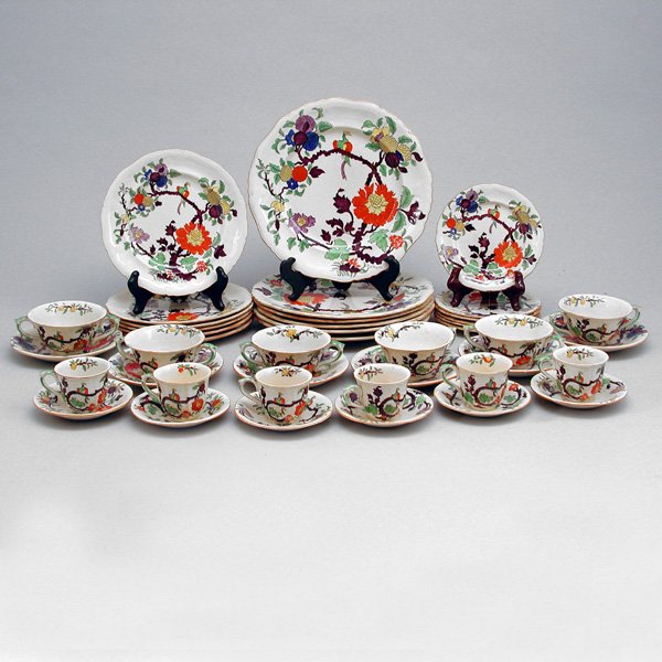 Mason's Patent Ironstone China, 6 Place Settings: CHINA. Mason's Patent Ironstone china, England, with Asian branch/bird/floral design and shaped edges, mark at bottom, 6 places settings to include: 6 dinner plates, 6 salad plates, 6 dessert plates, 