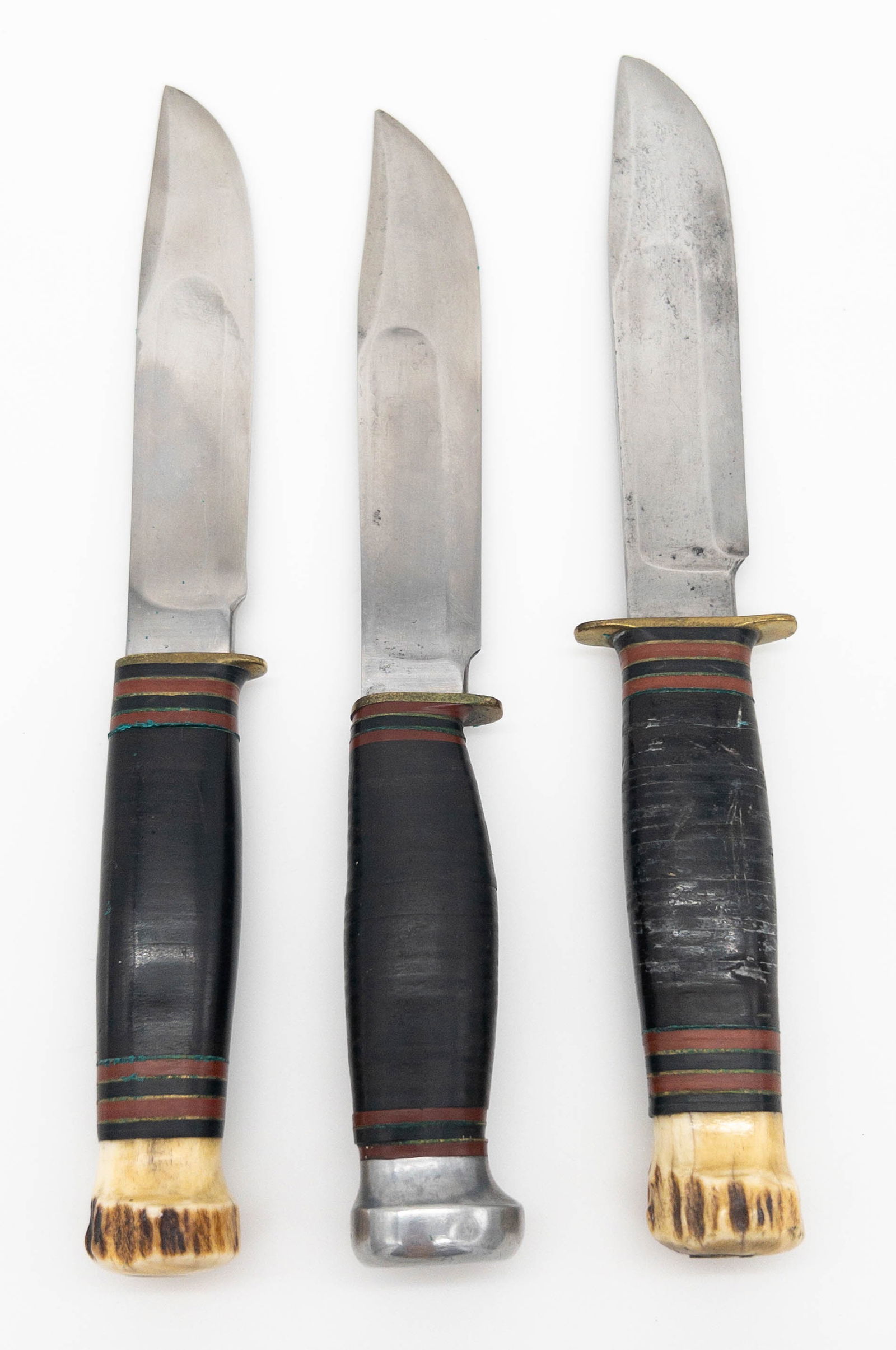Three (3) Marbles Ideal Hunting Knives (1 of 6)