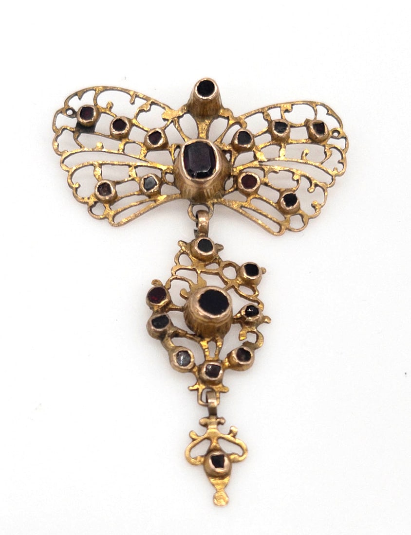 10k Yellow Gold Garnet Butterfly Pendant (1 of 3)