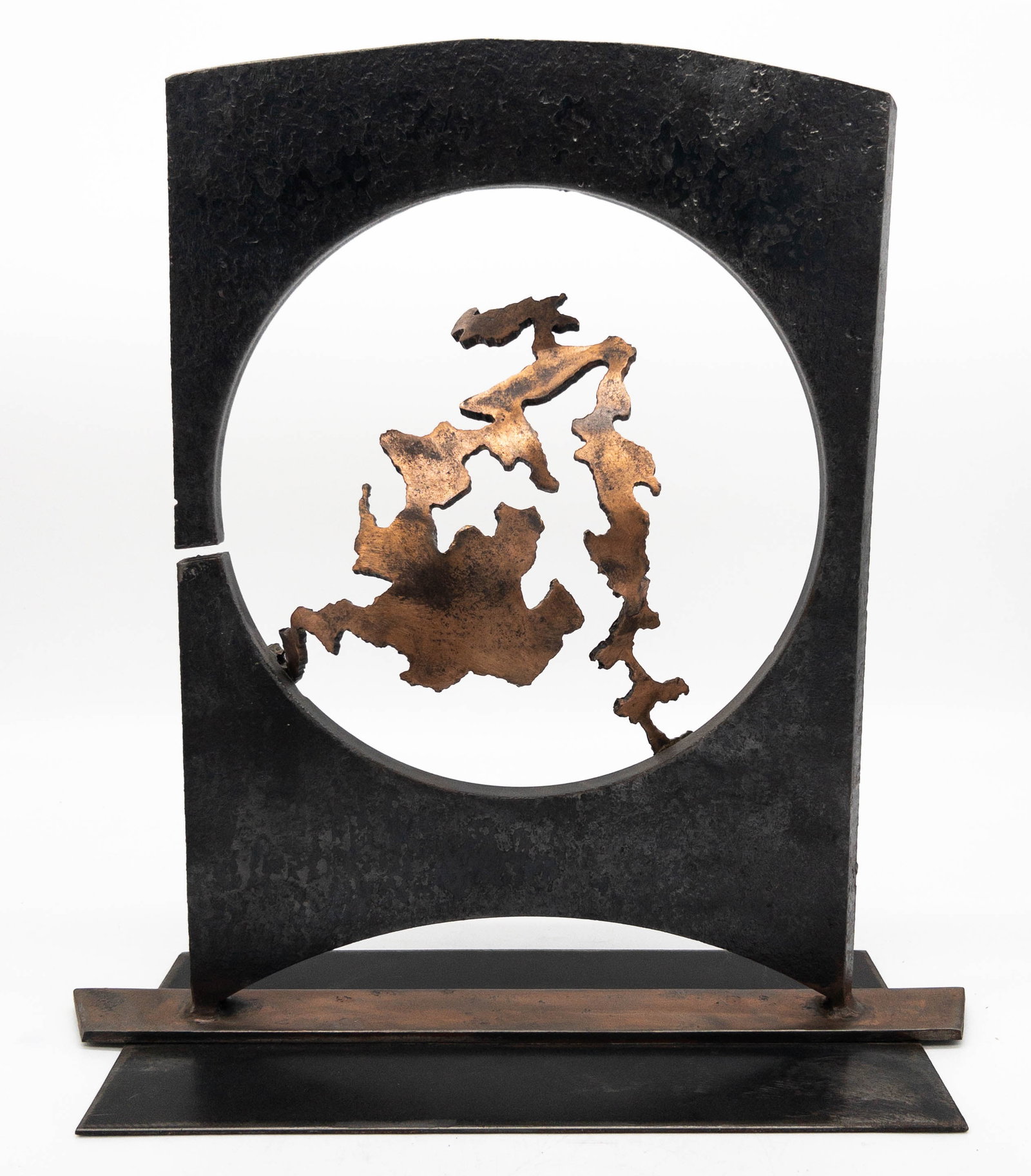 Marilyn Kuksht Diorama Bronze: Marilyn Kuksht Diorama Bronze. Signed on base "Kuksht". Measures appx 17 1/4" tall x 16 3/4" at widest x 6" deep,