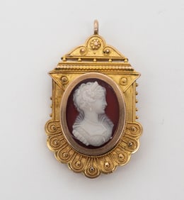 14k gold hard stone cameo brooch/pendant