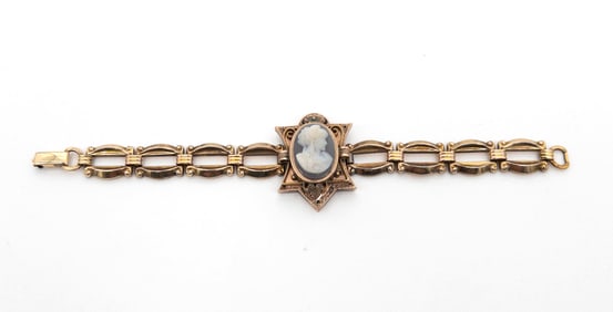 10k Yellow gold cameo bracelet