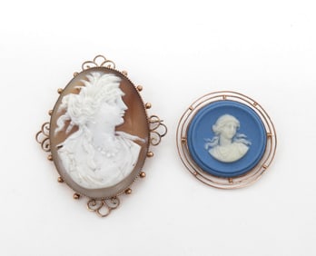 Grouping of two 9k Yellow gold cameos