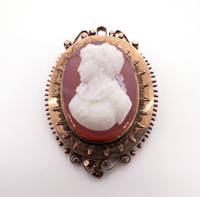 14k gold hard stone cameo brooch