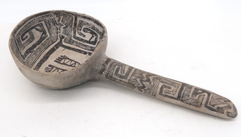 Ancestral Puebloan (Anasazi / Mimbres) Black On White Ladle