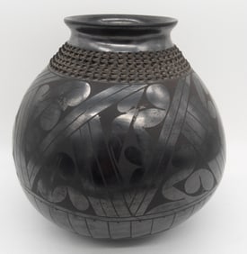 Lucy M Bugarini Mata Ortiz Mexican Pottery Bowl