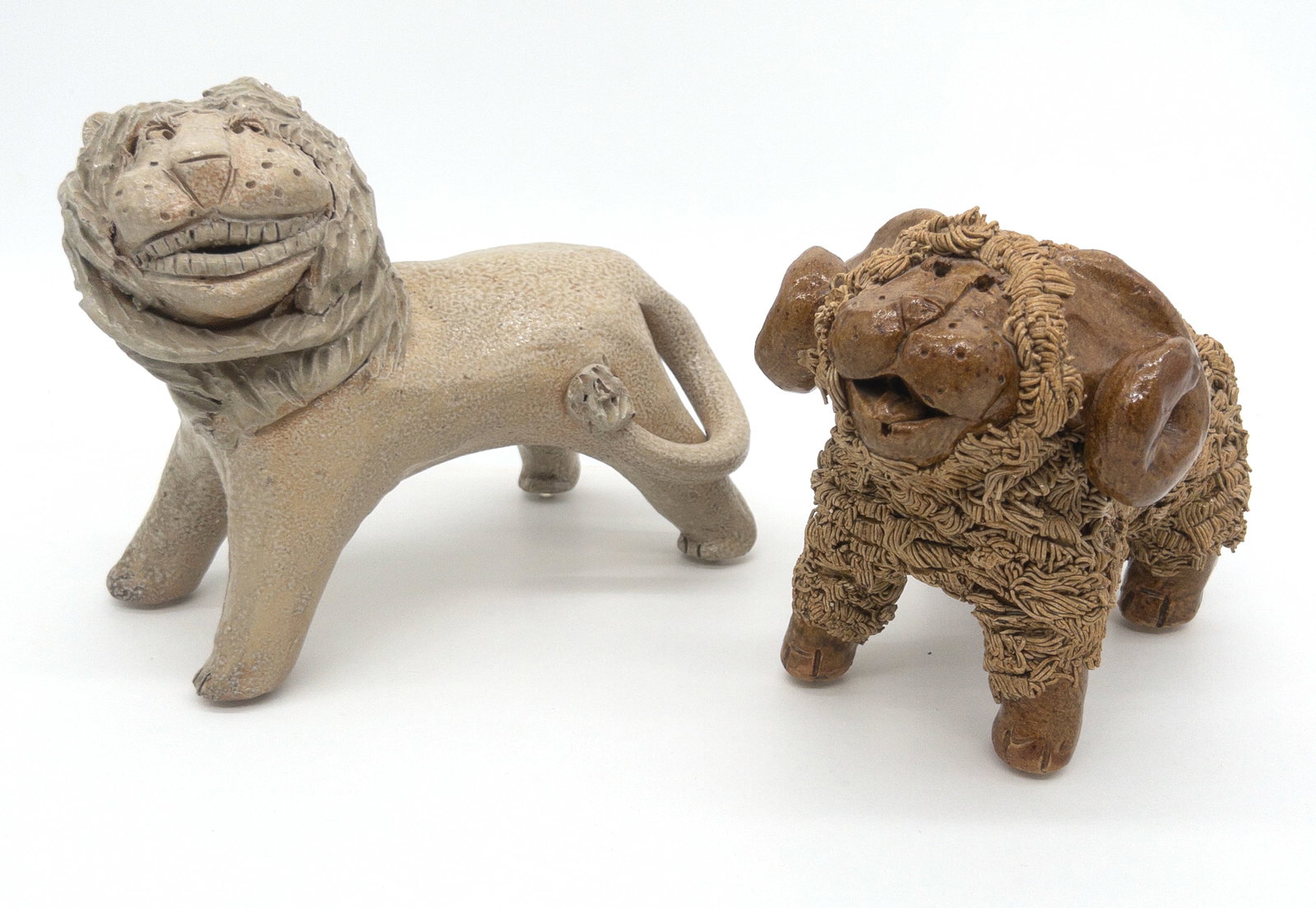 Two (2) Crystal King Southern Folk Pottery Animals, Ram & Lion (1 of 8)