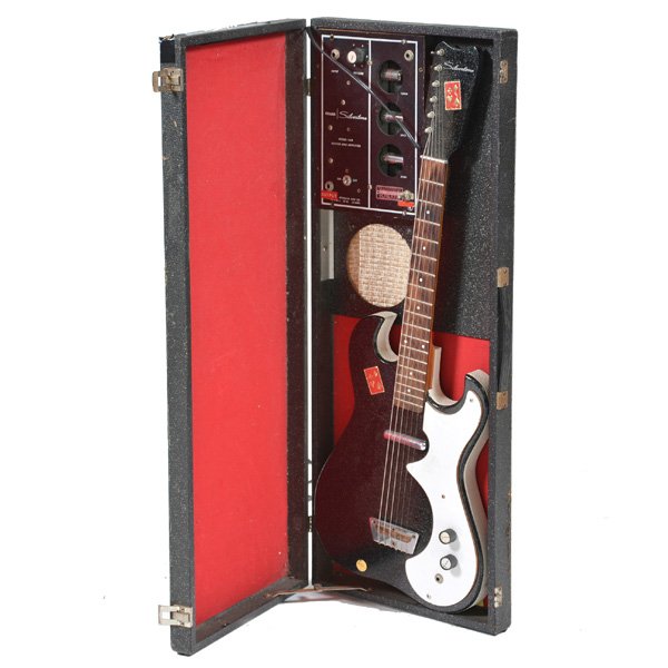 1961 Silvertone Electric Guitar and Amp Model 1448: 1961 Silvertone Electric Guitar and Amp Model 1448, with volume & tone knob, single "Lipstick" pick-up, with original cased tube amp, manufactured by Sears Roebuck, good original condition, missing sp