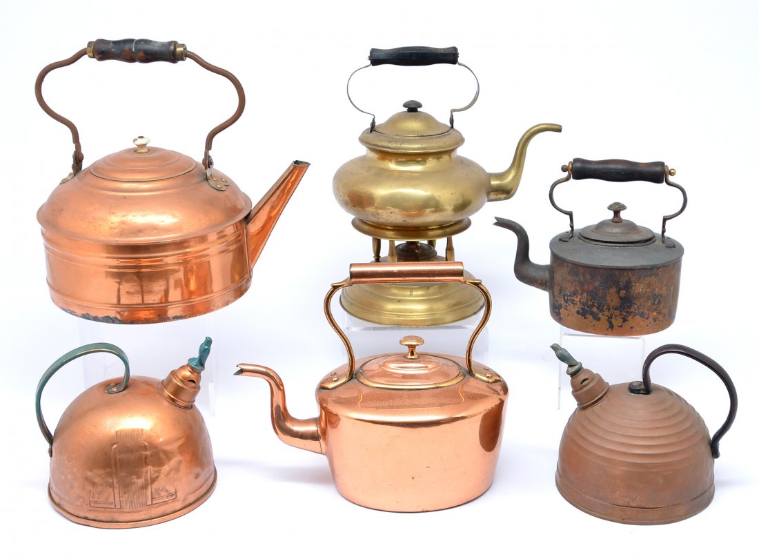 Grouping of Copper & Brass Teapots, 6 Pieces: Grouping of Copper & Brass Teapots, 6 Pieces, largest is 9.5" diameter. Very good condition.