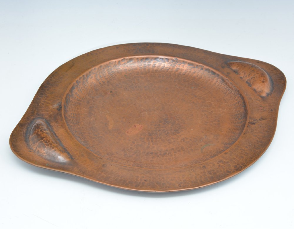 Dirk van Erp Hammered Copper Tray: Dirk van Erp hammered copper two-handle tray. 13 1/4" x 10 5/8"". Signed with open-box mark, in original patina.