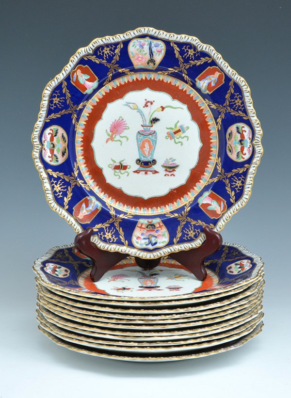 Set of 12 Mason's Imari Style Ironstone Dinner Plates (1 of 2)
