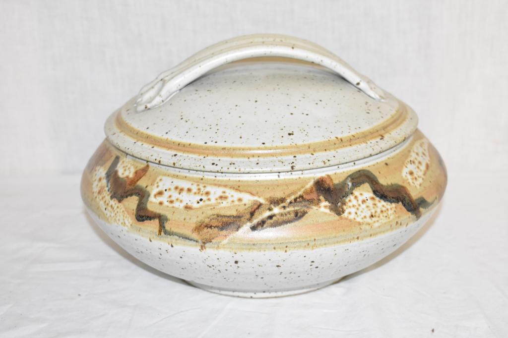 Pottery Lidded Pot by Bunny Mc Bride: Well known Iowa City artist. Signed. 12" x 7 1/2" including lid.