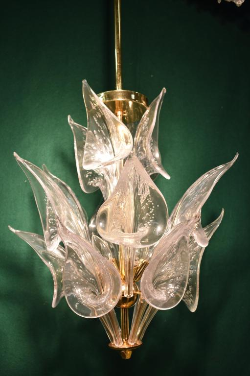 Italian Hand Blown Controlled Bubble Light Fixture: Excellent high quality Italian glass ceiling light fixture with 16 Jack in the Pulpit shades and 6 light sockets. Jack in the Pulpit shades are hand blown with controlled bubbles. Each shade is approx