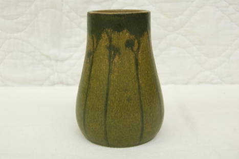 POTTERY VASE: MARBLEHEAD LIKE BUT NOT MARKED. 5 1/2 INCHES TALL AND MOUTH IS ALMOST 2 3/4 INCHES. GLAZED ON INSIDE. GOOD CONDITION.