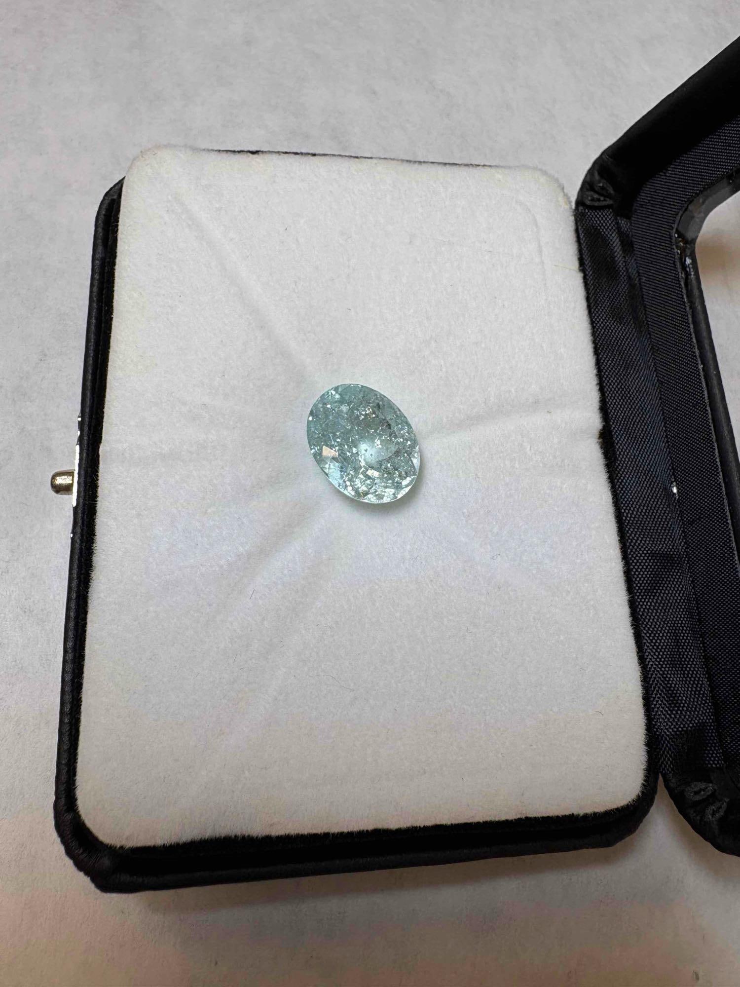 Paraiba Cuprian Tourmaline Attributes Oval Faceted, 14.62x11.61x8.26mm, 8.88cts. (1 of 6)