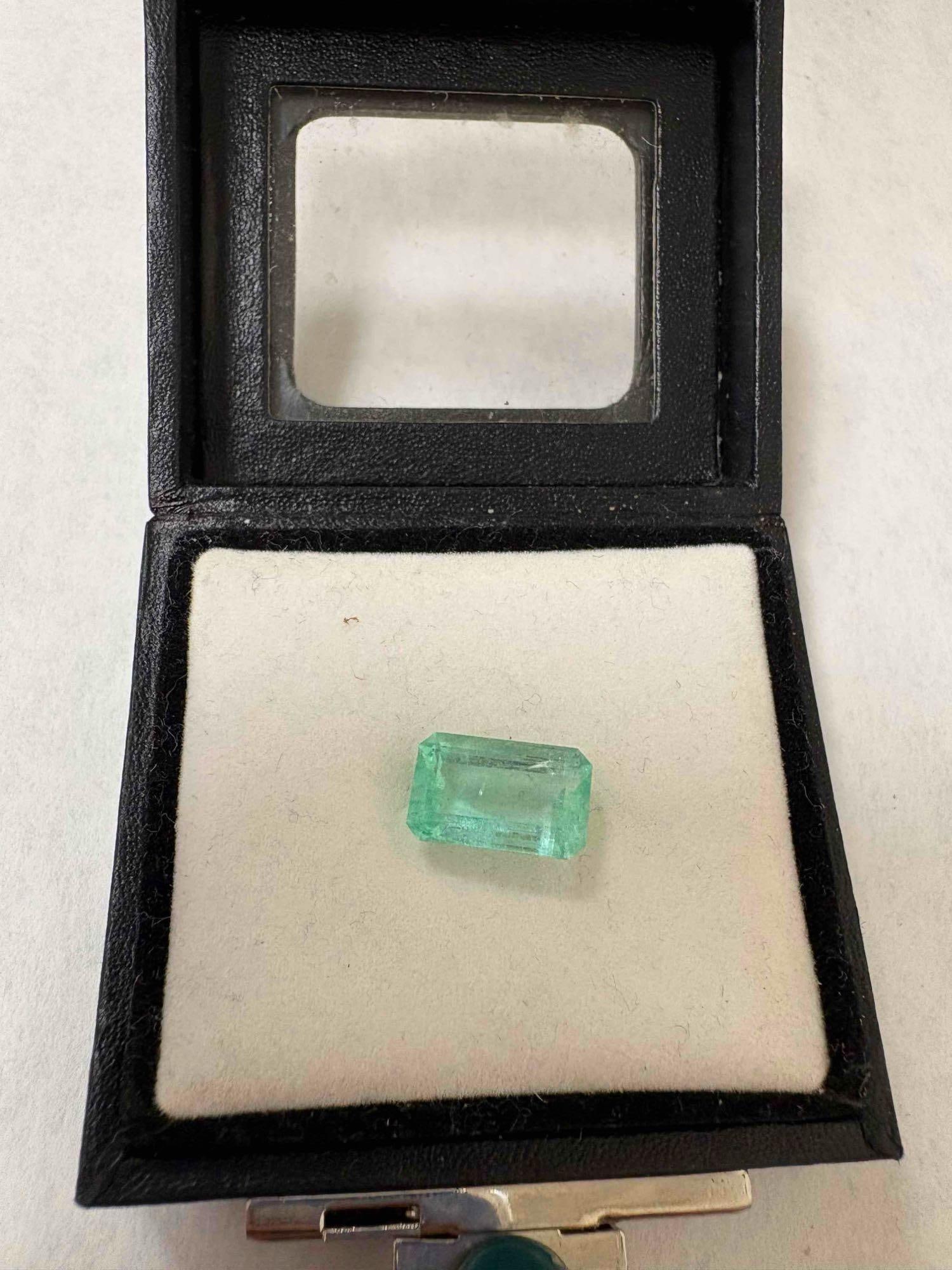 Cyan Colored Gem 12.7x7.8mm:  