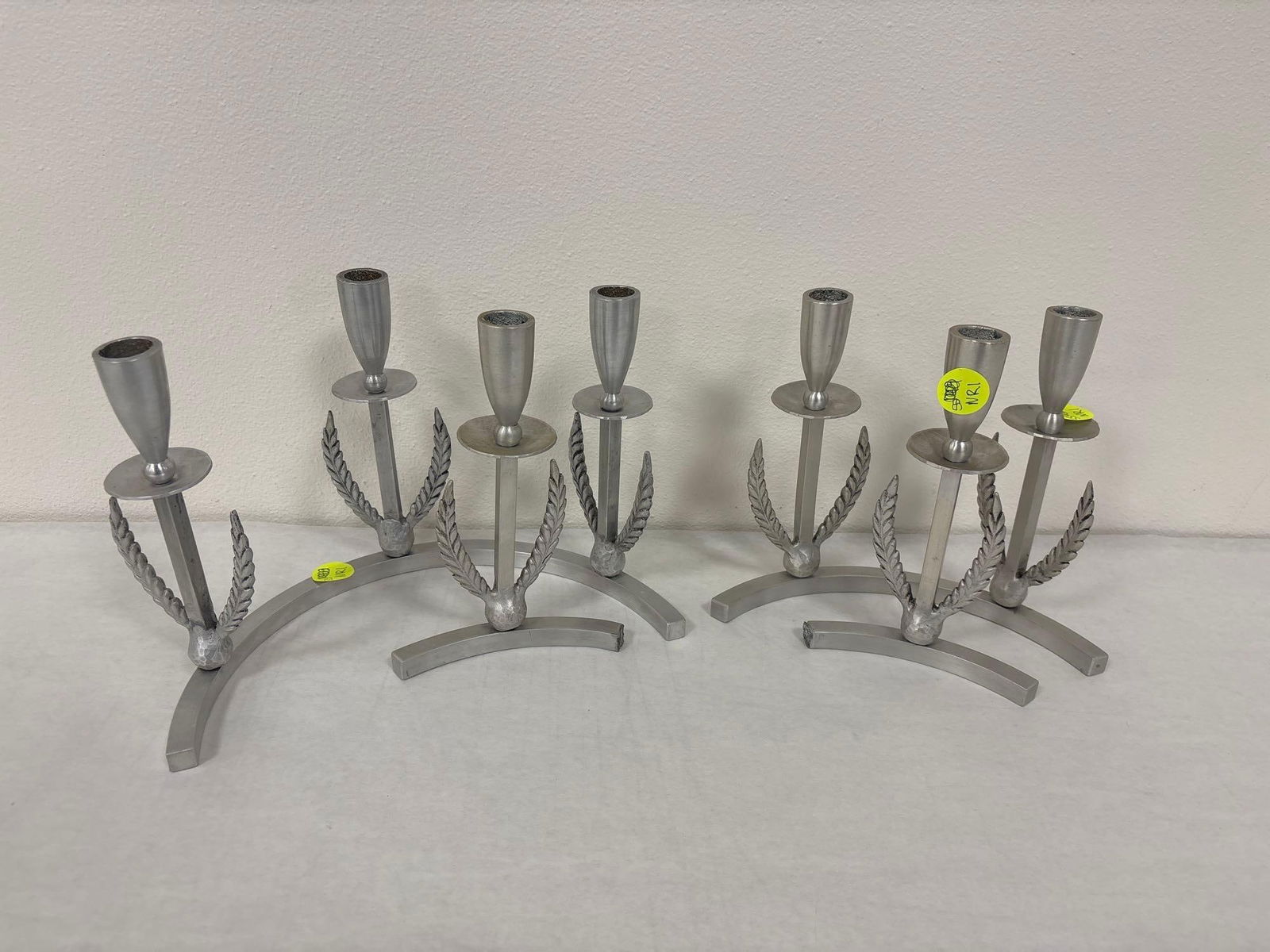 Palmer Smith Hammered Aluminum Mixed Mismatched Ten Piece Lot: 4X Candelabra Pieces (one broken in two) #673 - 8" tall x various diameter/length All Palmer-Smith aluminum ware was made before the outbreak of WWII. As with the entire aluminum gift ware indus