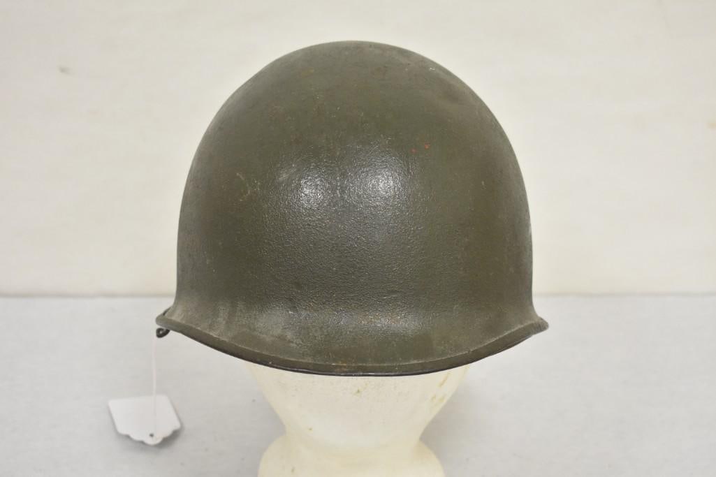 WW2 U.S. M1 Helmet w Liner (1 of 7)