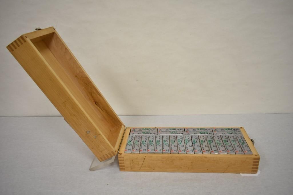 Ammo: 12 ga. Rifled Slugs w Wooden Ammo Box 120 Rounds (1 of 10)