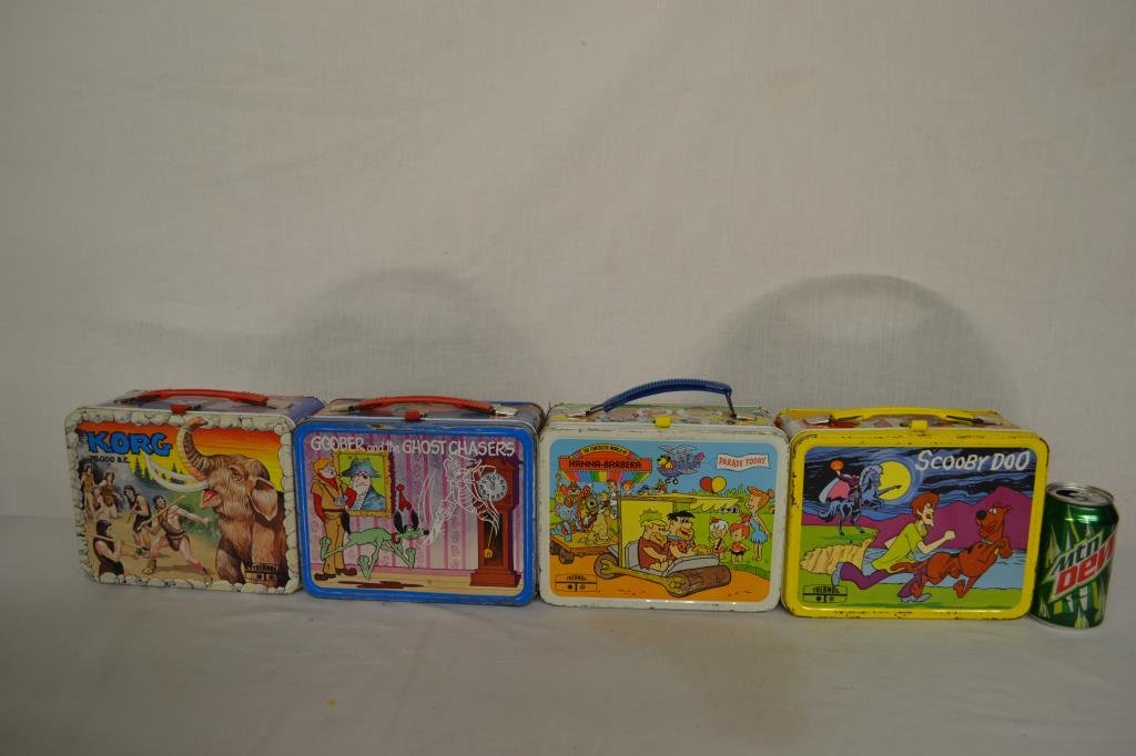 4 Vintage Metal Lunchboxes (1 of 7)