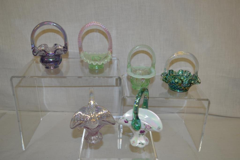 6 Mini Fenton Baskets (1 of 10)