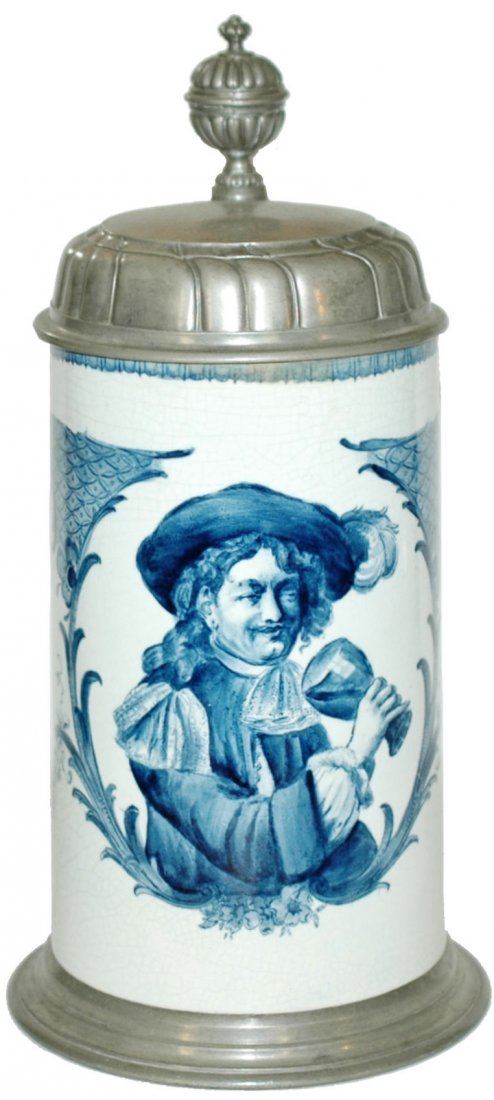 Cavalier Drinking 1L Mattlach w Pewter Base Rim (1 of 1)