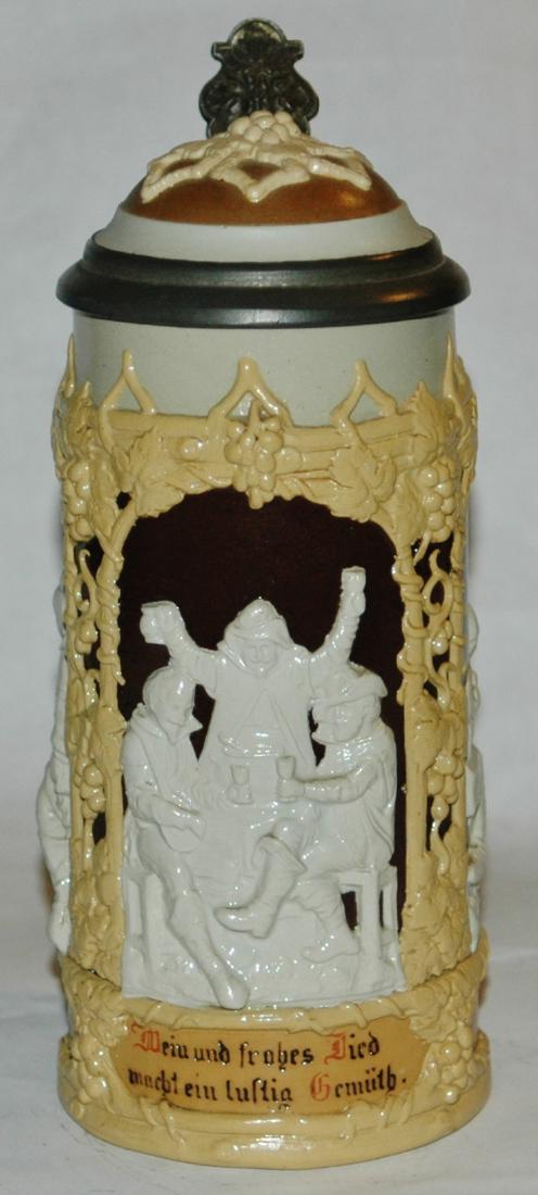 Mettlach #1005 Landsknecht Stein: Mettlach #1005 Relief 1/2L of Landsknecht drinking. Inlay lid.