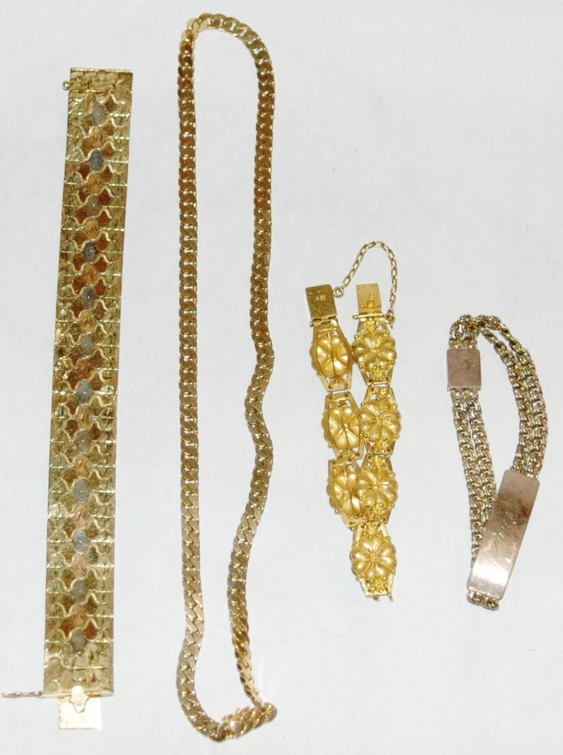 Group of 4 Gold Jewelry Pieces 3.4 Oz: Group of 4 Jewelry pieces of gold. 1) Mans 7" bracelet marked 18K. 2) Mans 17 heron bone chain marked 14L. 3) Womans 6 1/2" floral bracelet marked 18K. 4) Cilds bracelet unmarked. Total weight for all