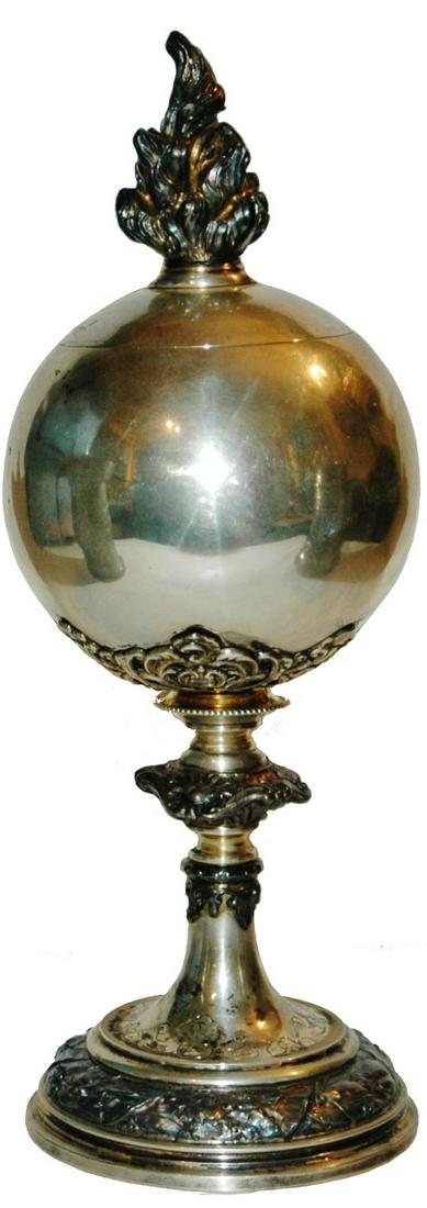 Silver Plate Pokal Fancy Foot & Flame Finial Lid (1 of 3)
