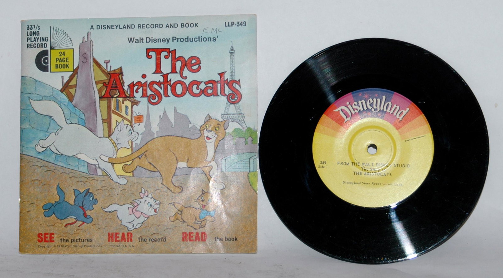 1970 The Aristocats Disneyland 24 pg Book & Record (1 of 3)