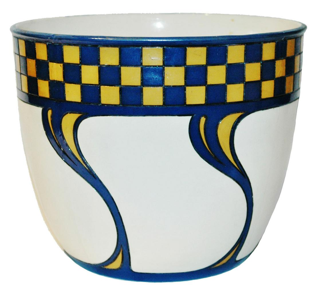 Mettlach Art Deco 8-1/2" Etched Bowl (1 of 2)