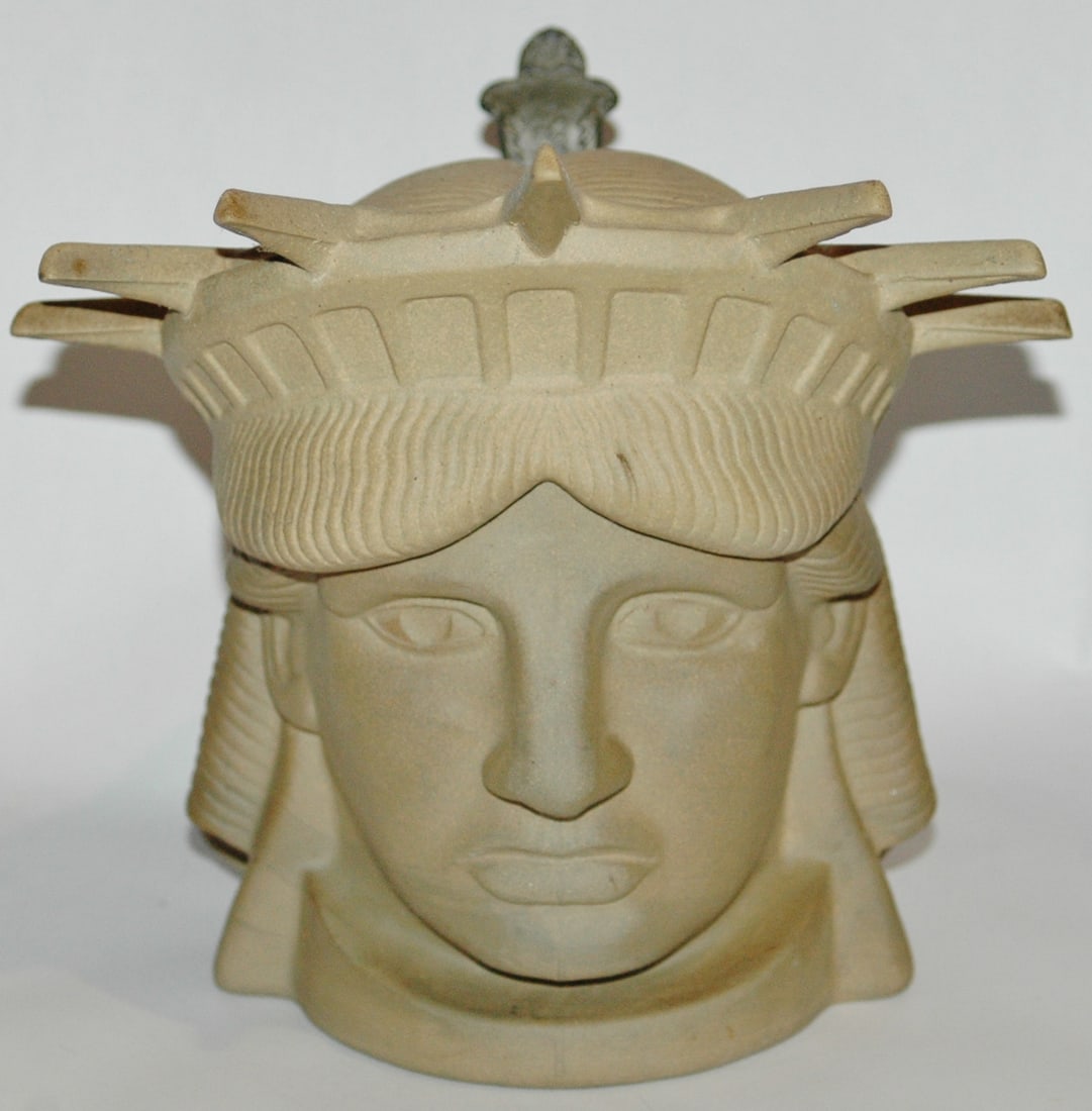 1L SCI Statue of Liberty 1974 NYC Convention Stein (1 of 4)