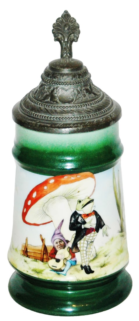 Dwarf Musicians Singing Frogs Comical Stein: Porcelain POG 1/2L. Dwarfs play music and frog sings. Comical side scenes. Litho.